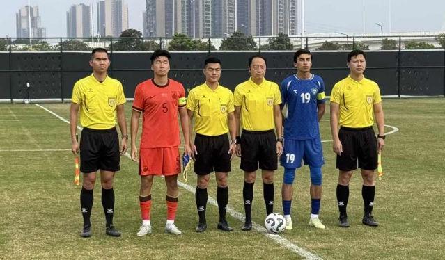 云开体育网址-4-2！2-0！中国队扬眉吐气 短短19天3赢亚洲冠军 进世界大赛有戏